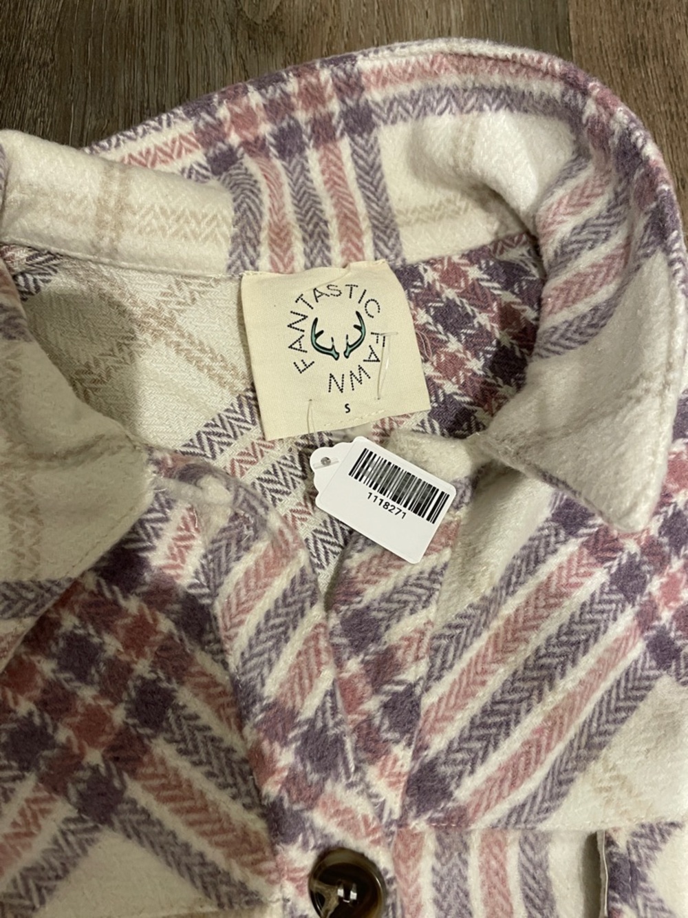 NWOT FANTASTIC FAWN Women’s Pink Plaid Button-Front Shacket size S - Picture 5 of 7